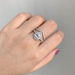 Load image into Gallery viewer, Halo Pear Cut Victory Ring Set - AAAAA Zirconia - 925 Sterling Silver
