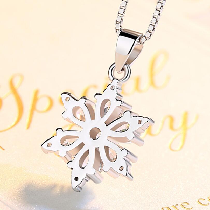 Zircon Snowflake Pendant Necklaces